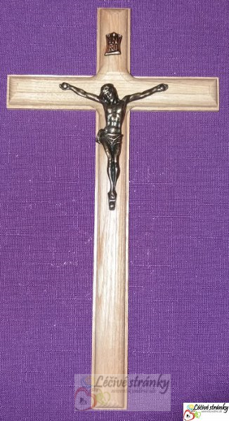 Kříž s korpusem frézovaný, světlý 23,5x13cm