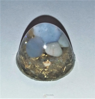 Orgon.pralinka s paprskem světla - bílá