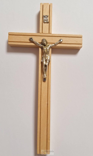 Kříž s drážkami, stříbrné tělo, 21,5x11cm - světlý